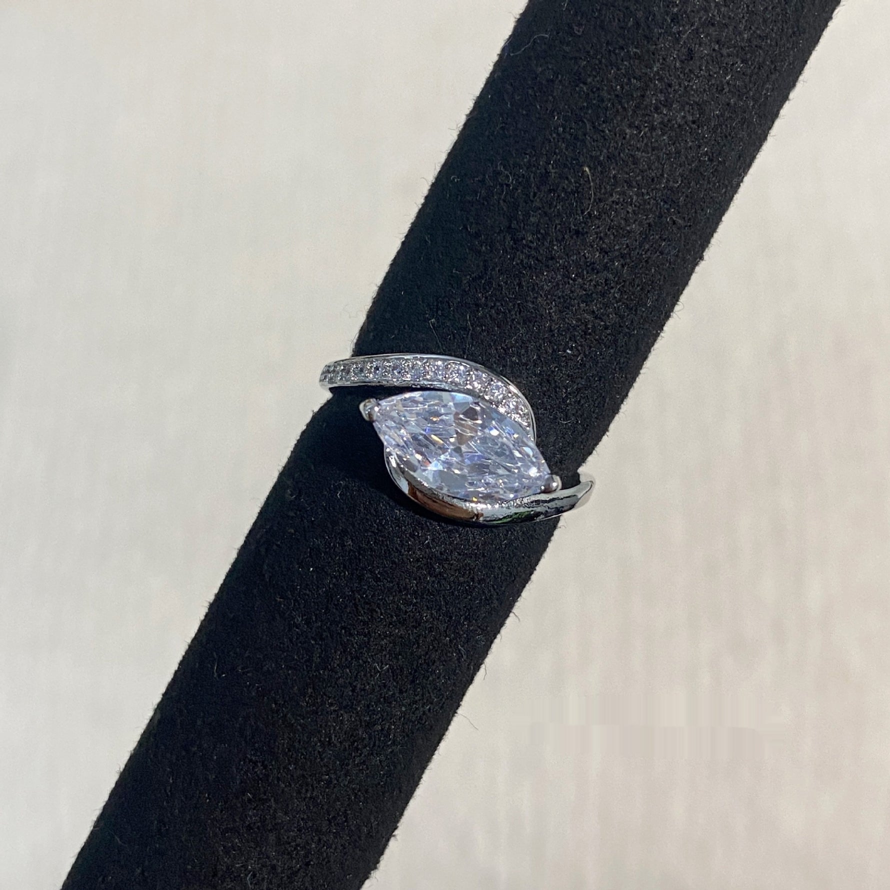 Best-selling Angel Eye Ring For Women