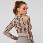 Seamless camouflage hollow yoga clothing suit