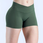 Seamless Knitted Womens Yoga Fitness Sports Three-Quarter Shorts