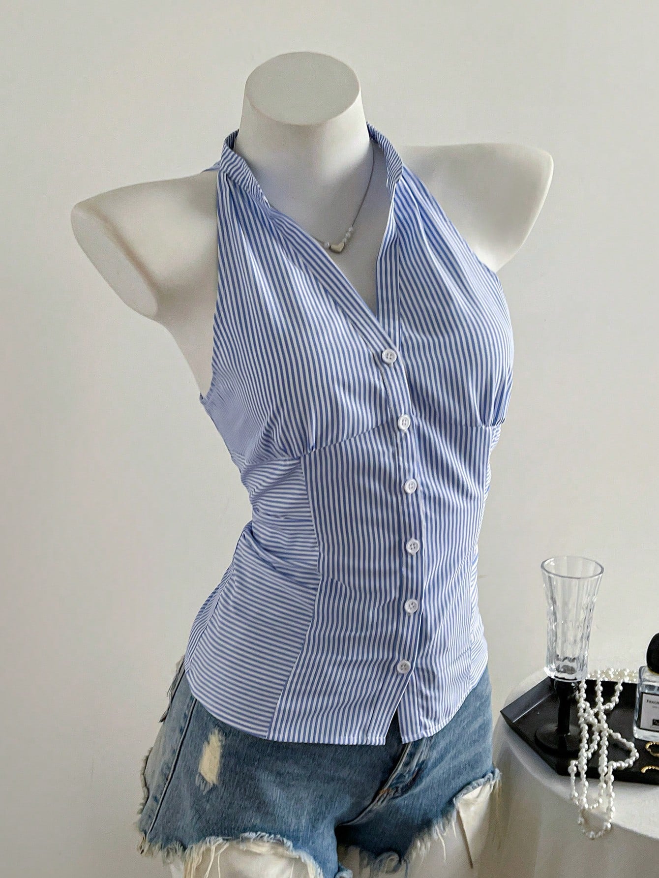 Women's Niche Short Striped Sleeveless Shirt