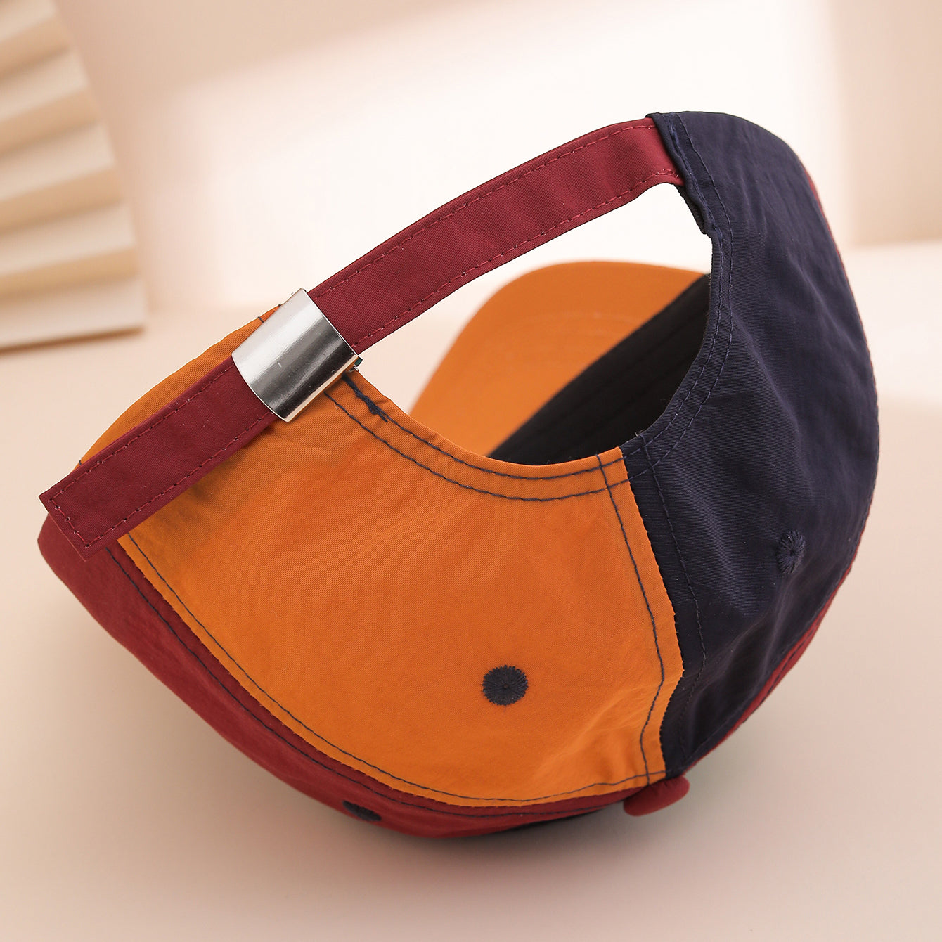 Fashionable Multi-color Embroidered Bear Baseball Cap With Versatile And Quick-drying Properties, Suitable For Daily Wear, Casual Outings And Outdoor Activities.