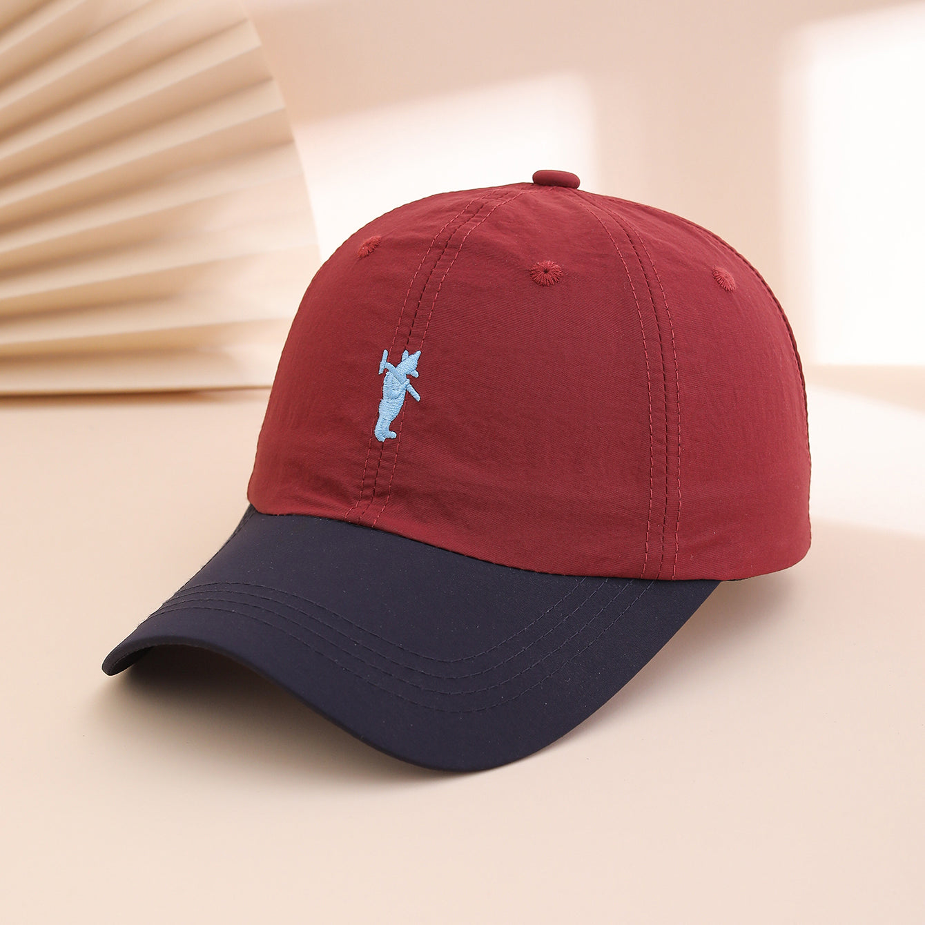 Fashionable Multi-color Embroidered Bear Baseball Cap With Versatile And Quick-drying Properties, Suitable For Daily Wear, Casual Outings And Outdoor Activities.
