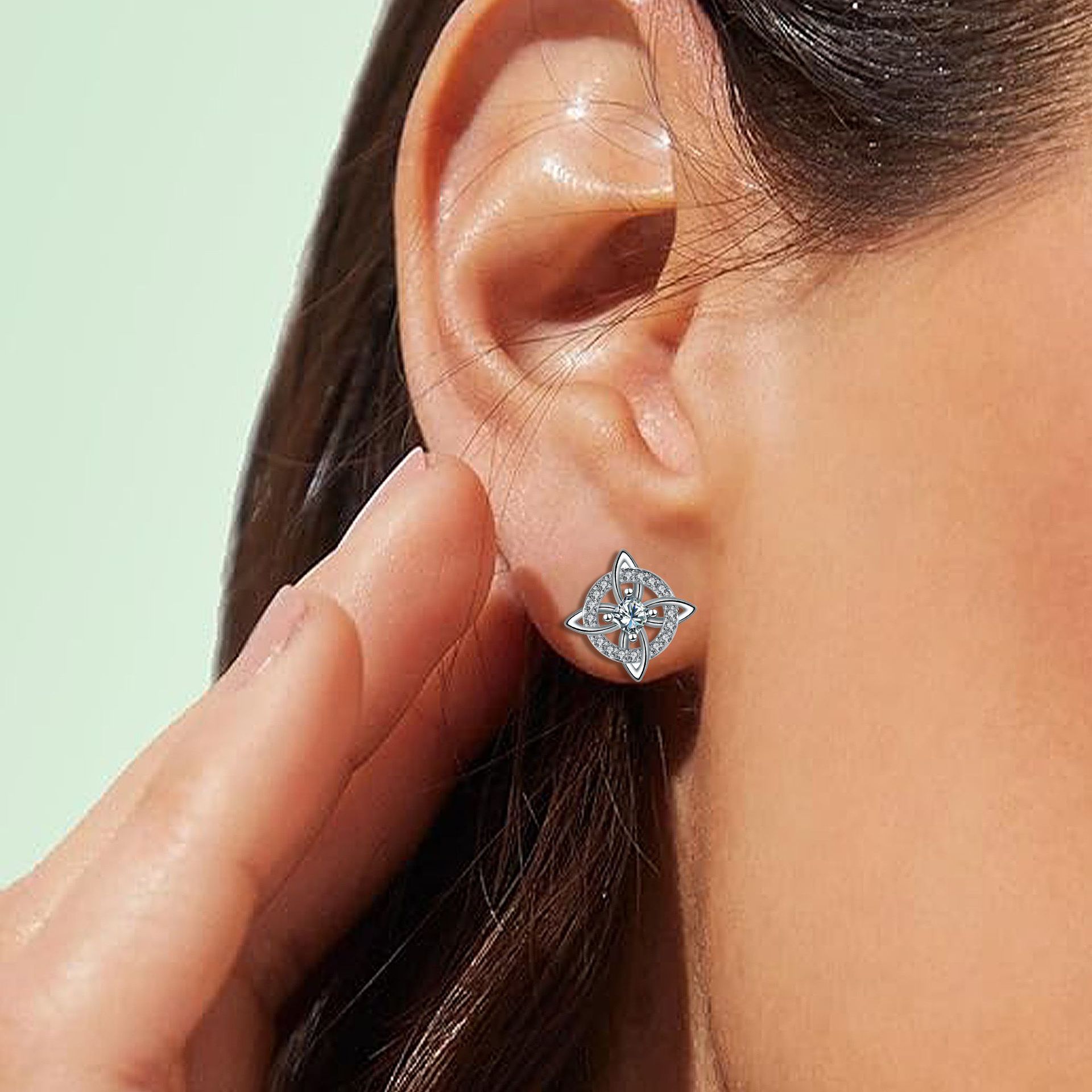 Top-selling Product Fashion 925 Silver Pin Celtic Stud Earrings